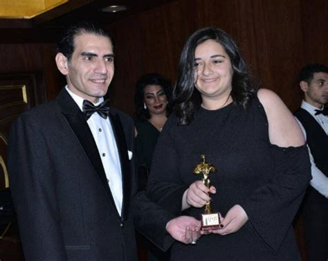 1:22 نور مصر للثقافة والتراث 2 384 просмотра. ابنة أحمد زاهر تتسلم تكريم والدها.. لن تصدق كيف تغير شكلها ...