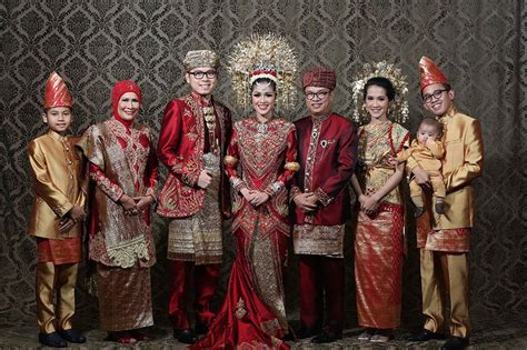 Traditional Minang And Palembang Wedding The Bride Dept Pakaian