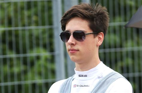 The first corner is the most popular overtaking spot. Olli arrives at 'The Ring' high in confidence! | Olli Caldwell