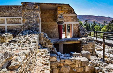 Discover The Most Stunning Archaeological Sites In Crete The Tiny Book