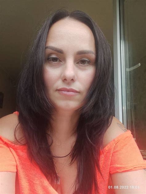 51 Yo Victoria From Dnipro Ukraine Green Eyes Brown Hair Id