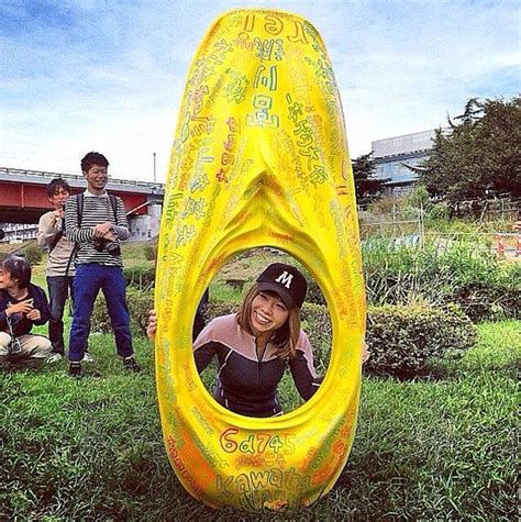 Japanese Artist Who Made Kayak Shaped Like Her Vagina Convicted Of Obscenity Daily Mail Online