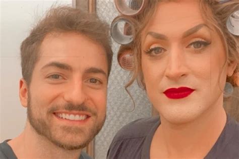 Thales disse ainda que paulo gustavo nunca será esquecido. Thales Bretas posa com dona Hermínia: "Se não fosse casado ...