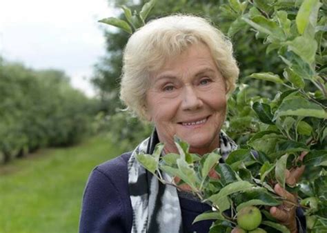 Aktorka, dubbingowiec teresa lipowska biografia, filmografia, galeria zdjęć. Teresa Lipowska się nie boi? Mimo epidemii, znana aktorka ...