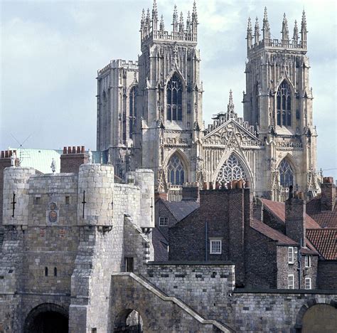 Amazing Facts And Figures About York Minster
