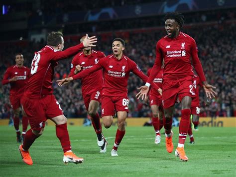 T.courtois, v.junior, nacho, e.militao, f.mendy, m.asensio, l.modric, casemiro, t.kroos, l.vazquez, k.benzema liverpool: Mane, Matip, Salah: deuxième finale d'affilée de Champions ...