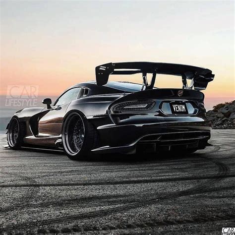 √ Dodge Viper Body Kits