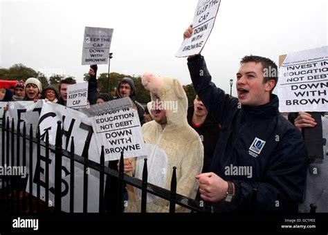 Protesting Students Arrive At Stormont Belfast To Hand Over An Sdlp