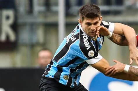 Duvan vergara, 24, from colombia cd américa de cali, since 2019 left winger market value: Vea el autogol de Walter Kannemann, hoy Gremio vs América ...