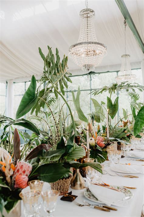 27 Tropical Wedding Ideas for an Island-Inspired Celebration