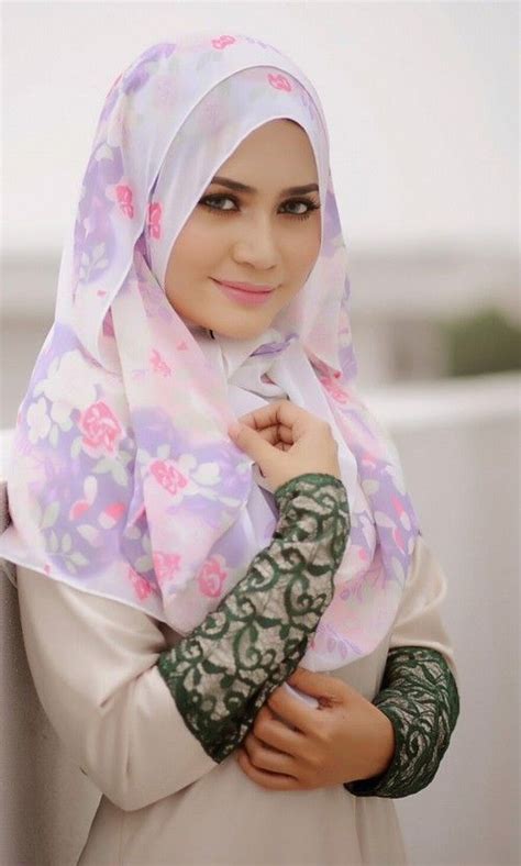 62 Best Hijab Am Images On Pinterest Indonesian Girls
