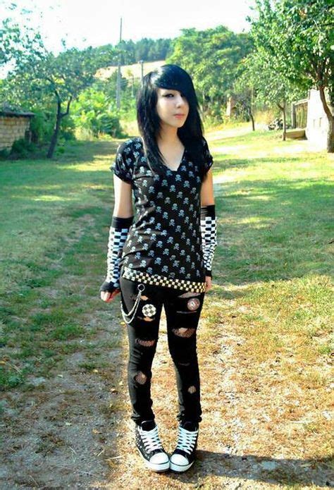 Emo Girl Black Hair Cute Emo Girls Alternative Outfits Scene Outfits