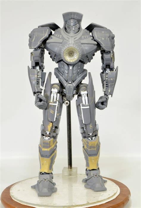 Neca Teases Their 18 Inch Pacific Rim Gipsy Danger Jaeger The Toyark