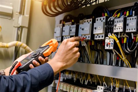 Industrial Maintenance Electrical And Instrumentation Technician at