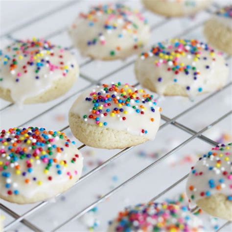 I add anise to my frosting to compliment the flavor in the cookie.nana always did. Italian Anise Cookies | RecipeLion.com