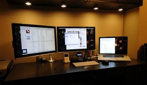 Spaces offers a virtual method of adding more desktops without multiple monitors. TechHelpApps: Easy Ways To Connect Multiple Monitors To ...