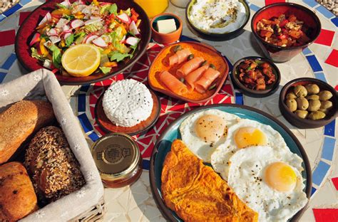 (and you thought energy balls were a hip new food trend )⠀ ⠀ bsaisit al kharob is actually an ancient palestinian recipe. This Middle Eastern Inspired Breakfast is Perfect for ...
