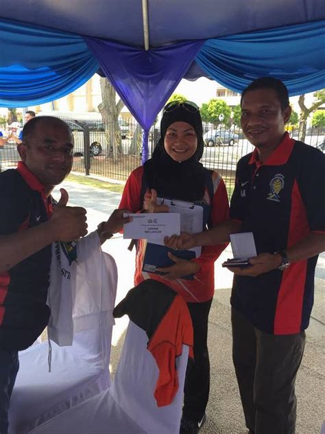 Lazimnya pegawai tertinggi di dalam kerajaan tempatan adalah di panggil datuk bandar. Kejohanan Futsal Pihak Berkuasa Tempatan Negeri Johor ...