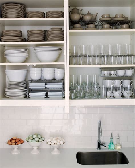 We've made it simple with 10 steps to organizing your cabinets. Breakfast Nook Table: Cheap House Kitchen Pantry Organization Ideas