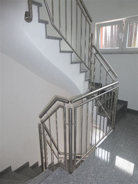 V2a edelstahl treppengeländer, balkongeländer, rohre & pfosten. Innentreppengeländer aus Edelstahl2 - Edelstahl Roland ...