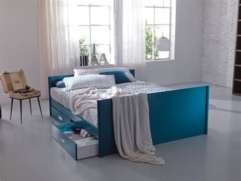 E g., azienda specializzata nella vendita di materassi si trova a messercola di maddaloni (ce). Letto matrimoniale laccato Boston
