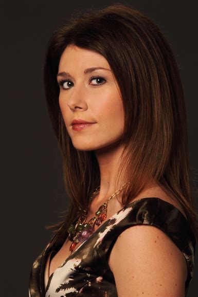 A Candid Conversation With The L A Complex Star Jewel Staite The Tv Addict