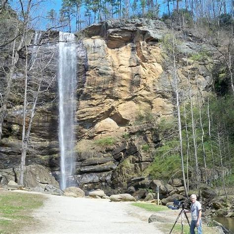 Toccoa Falls In Toccoa Ga Georgia Waterfalls Hiking Guide