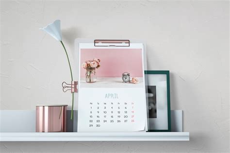 Download Download Decorative Calendar Mockup On Shelf for free ...
