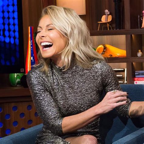 Kelly Ripa Gives An Update On Her Live Co Host Search E Online