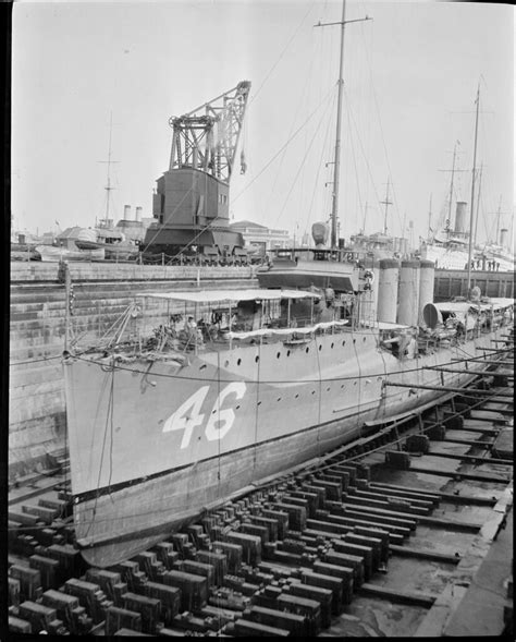 Us Navy Ship No 46 In Dry Dock File Name 0806022804 Flickr