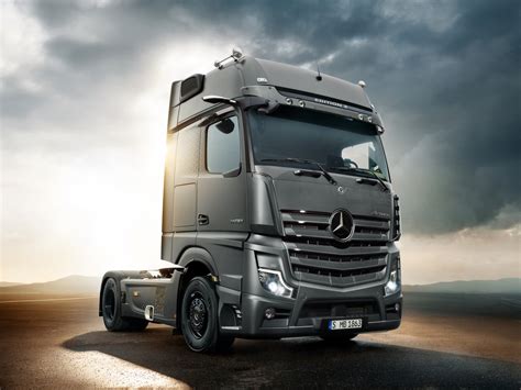 Mercedes Trucks 2022