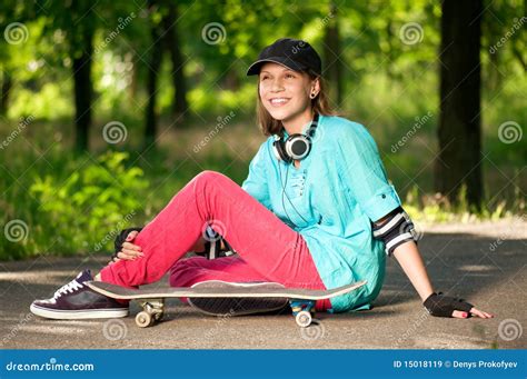 Teenage Girl With Skateboard Royalty Free Stock Images Image 15018119