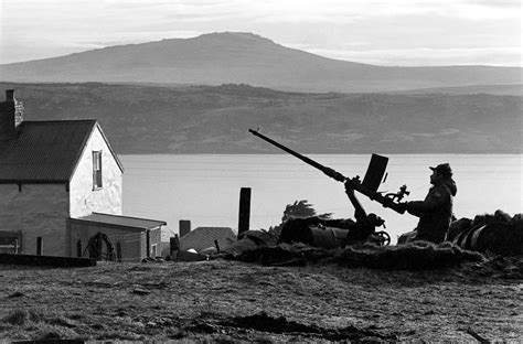 Imágenes De La Guerra De Las Malvinas Que Conmemoran El Día Del
