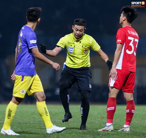 All information about viettel fc (v.league 1) current squad with market values transfers rumours player stats fixtures news. Bị cầu thủ Viettel quây đòi phạt đền, trọng tài FIFA chán ...