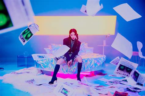 Berdiam saja tak mengejar mimpi. Lirik Lagu Bicycle Chungha Terjemahan Indonesia - woke.id