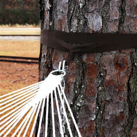 Find the best hammock tree straps at l.l.bean. How to hang a hammock between trees | Hammock tree straps ...