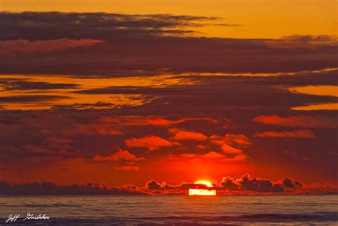 Sunset Over The Pacific Ocean Photograph By Jeff Goulden