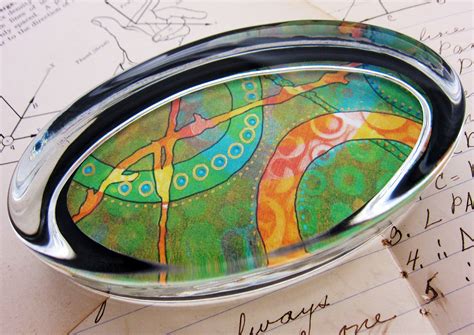 The use of this decorative element is a great way to enliven the space and give it a personal touch. Printing with Gelli Arts®: DIY Gelli® Print Glass Paperweights!