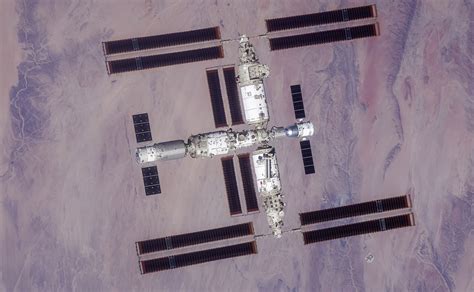 Chinese Space Station Photographed From Orbit The First Of These Pictures