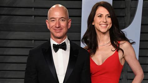 Amazon Ceo Jeff Bezos Divorce Worlds Richest Man And Amazon Ceo Jeff Bezos To Divorce His Wife