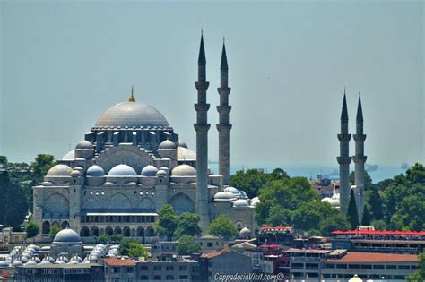 Если вы не знаете, что посмотреть в стамбуле за 5 дней, смело отправляйтесь в районы кадыкей и мода. Сулеймание - Мечеть Сулеймана Великолепного в Стамбуле