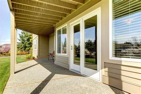 What Is The Difference Between A Daylight Basement And A Walkout Basement