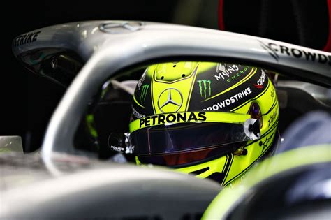 F1 News: Lewis Hamilton reveals his new helmet for 2022 F1 season