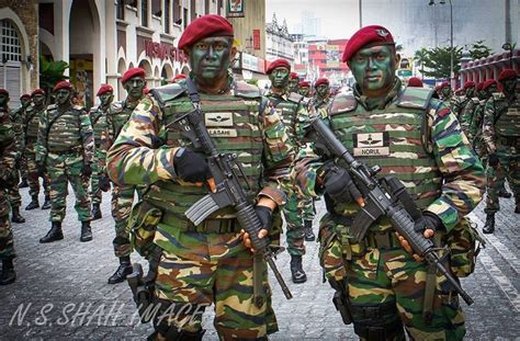 Tentera darat malaysia markas tentera darat, sekretariat tentera darat, wisma pertahanan, jalan padang tembak, 50634 kuala lumpur. 10 Briged Paratrooper dikenali sebagai 10 PARA - Kesatria ...