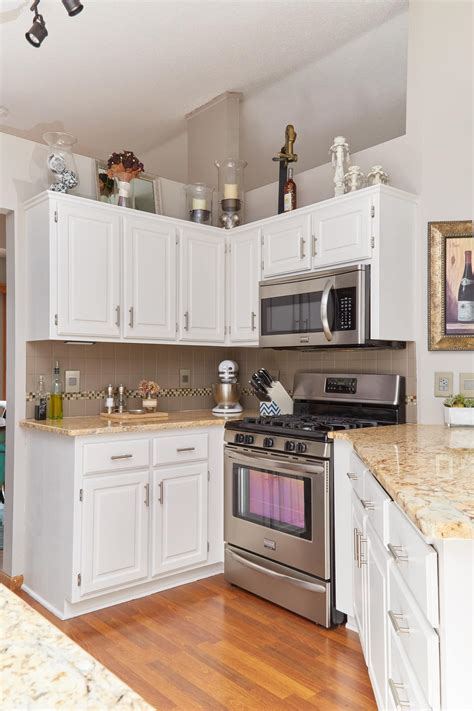 If it doesn't help accomplish these two goals, it may not be the best use of your time and money. The Best Way to Paint Your Kitchen Cabinets ...