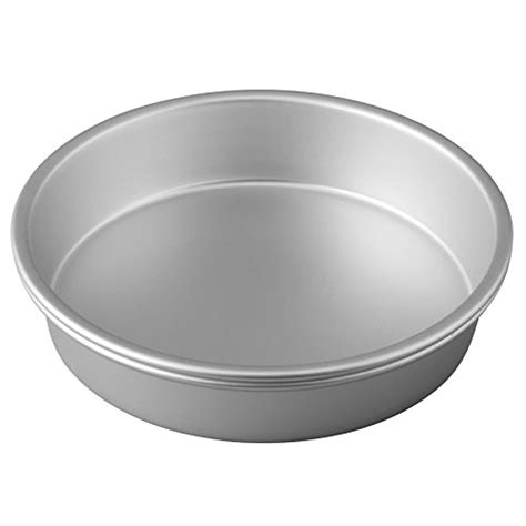 Performance cake pan is made from aluminum for even heating and long wear. Wilton Aluminum Performance Pans Set of 2 9-Inch Round ...