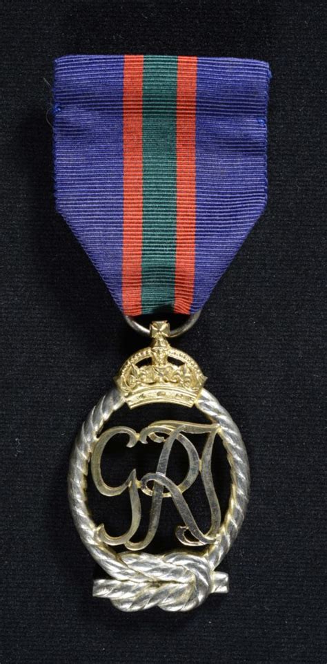 Royal Naval Volunteer Reserve Decoration — National Museum Of The Royal