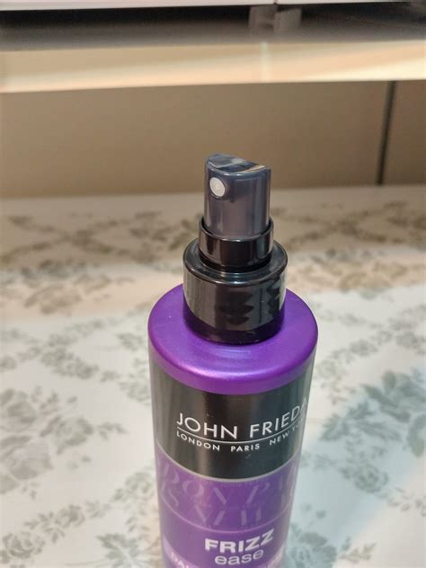 I used the john frieda in the extra strength,as advise by the i've been using the frizz ease serum for 2 days now after reading online comments. John Frieda Frizz-Ease Daily Nourishment Leave in ...