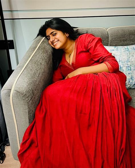Nimisha Sajayan Looking Sexy And Hot In Red Dress And Simple Look Nimisha Sajayan റെഡ്
