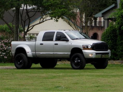 Brilliant black crystal pearl 2011 dodge ram 3500 hd laramie longhorn mega cab 4x4 dually exterior photo #70957805. MEGA CAB DUALLY ( LARAMIE ) LIFTED! LOW MILEAGE. SHOW ...